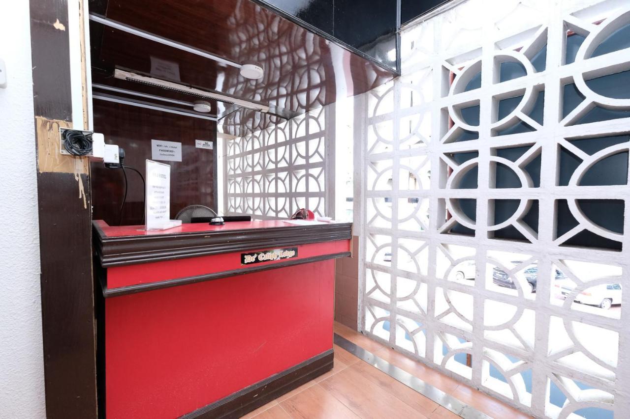 Oyo 715 Mr J Hotel Kota Bharu Exterior photo